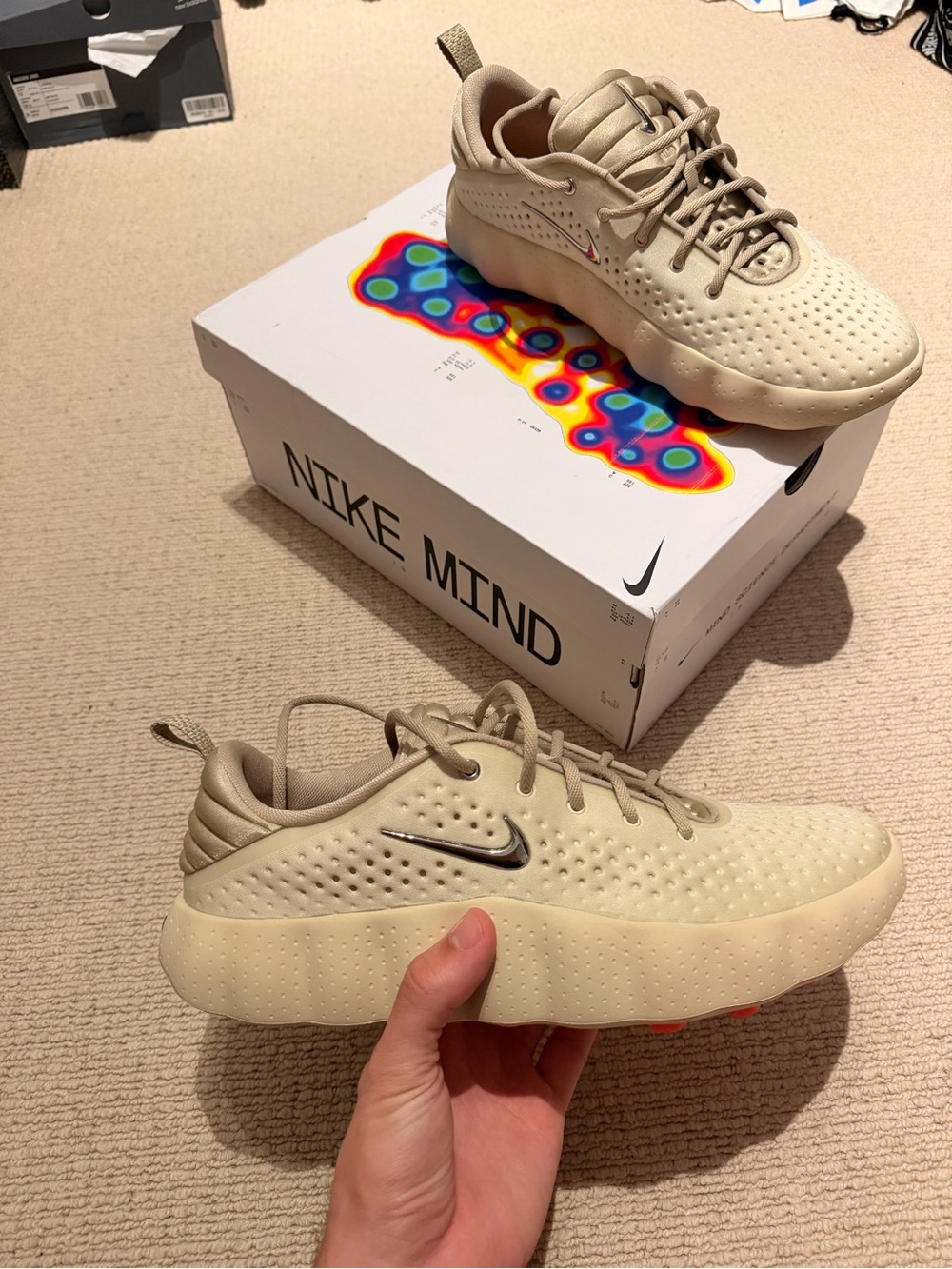 Nike Mind 002 Men’s Light Khaki Size 13US Sneakers